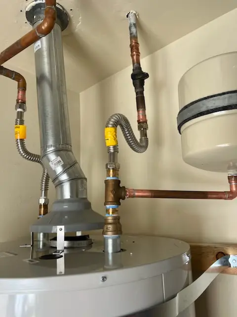 Water heater installation and plumbing repair in Zion